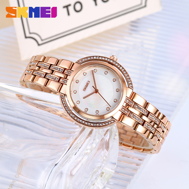 Womens Bracelet Quartz Watches - Luxury Watch Display 评论和价格